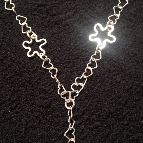 Sterling silver necklace and matching earrings. - Picture 2 of 3